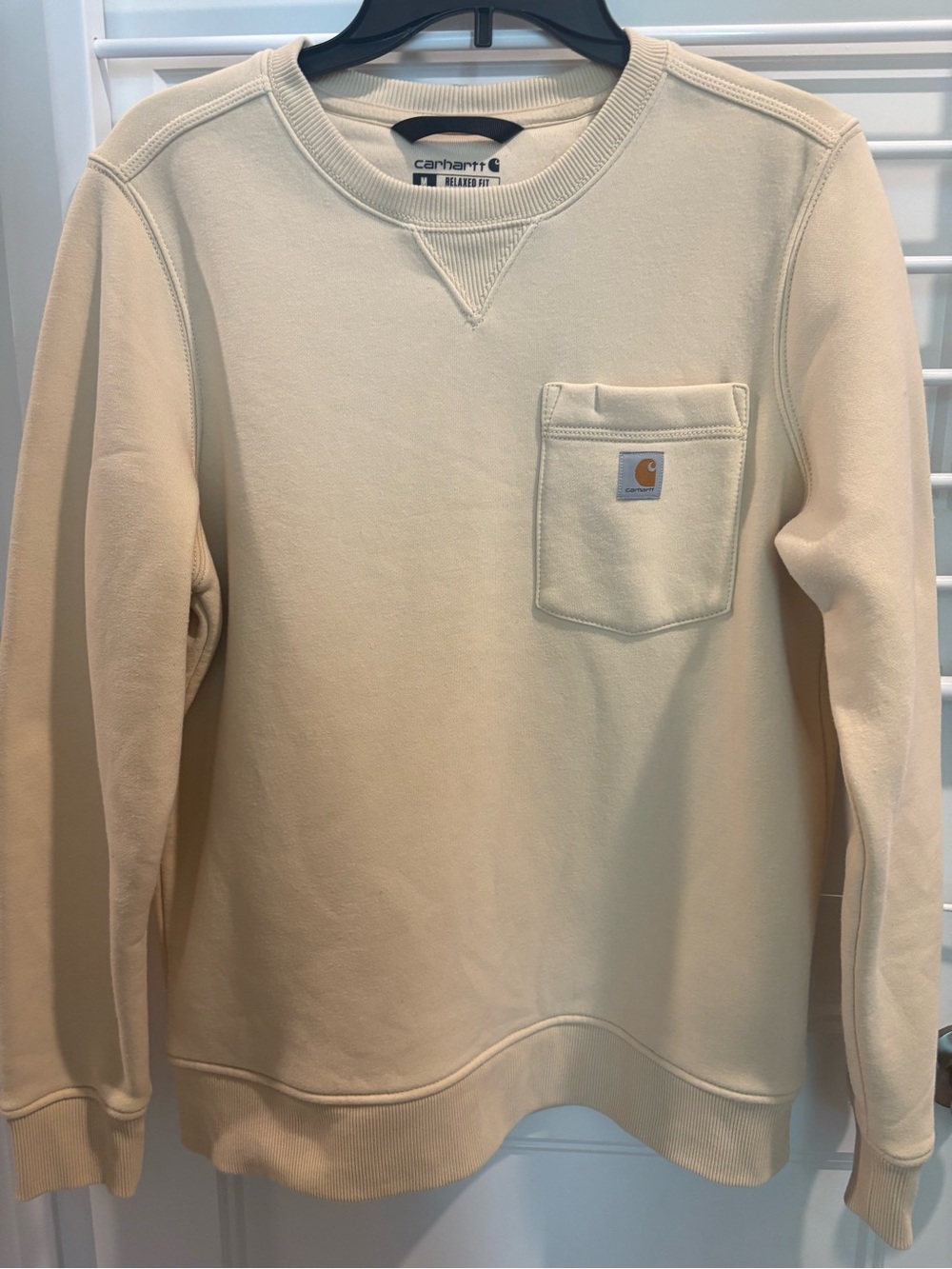 Carhartt Women’s Cream Crewneck Pocket Sweatshirt Medium